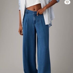 AE Dreamy Drape Stretch High-Waisted
Trouser Size 14